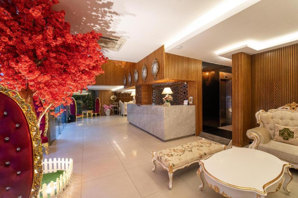 The White Hotel 8A Thai Van Lung Ho-Chi-Minh-Stadt Exterior foto